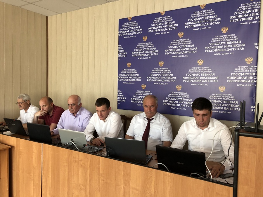 Аттестацию сотрудников Госжилинспекции Дагестана проводили с использованием компьютерного тестирования.