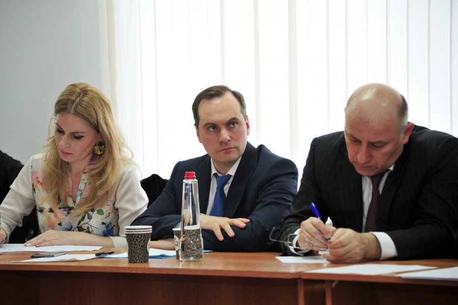 Председатель Правительства Республики Дагестан Артём Здунов принял участие в оценке управленческих компетенций кандидатов.