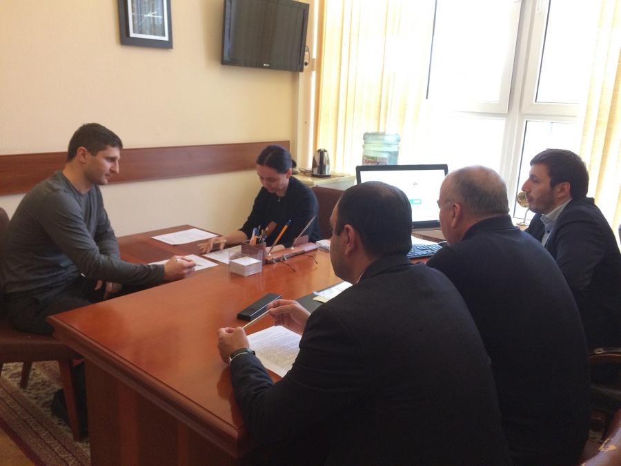 Квалификационный экзамен на присвоение очередного классного чина государственным гражданским служащим проведен в  Конституционном Суде Республики Дагестан
